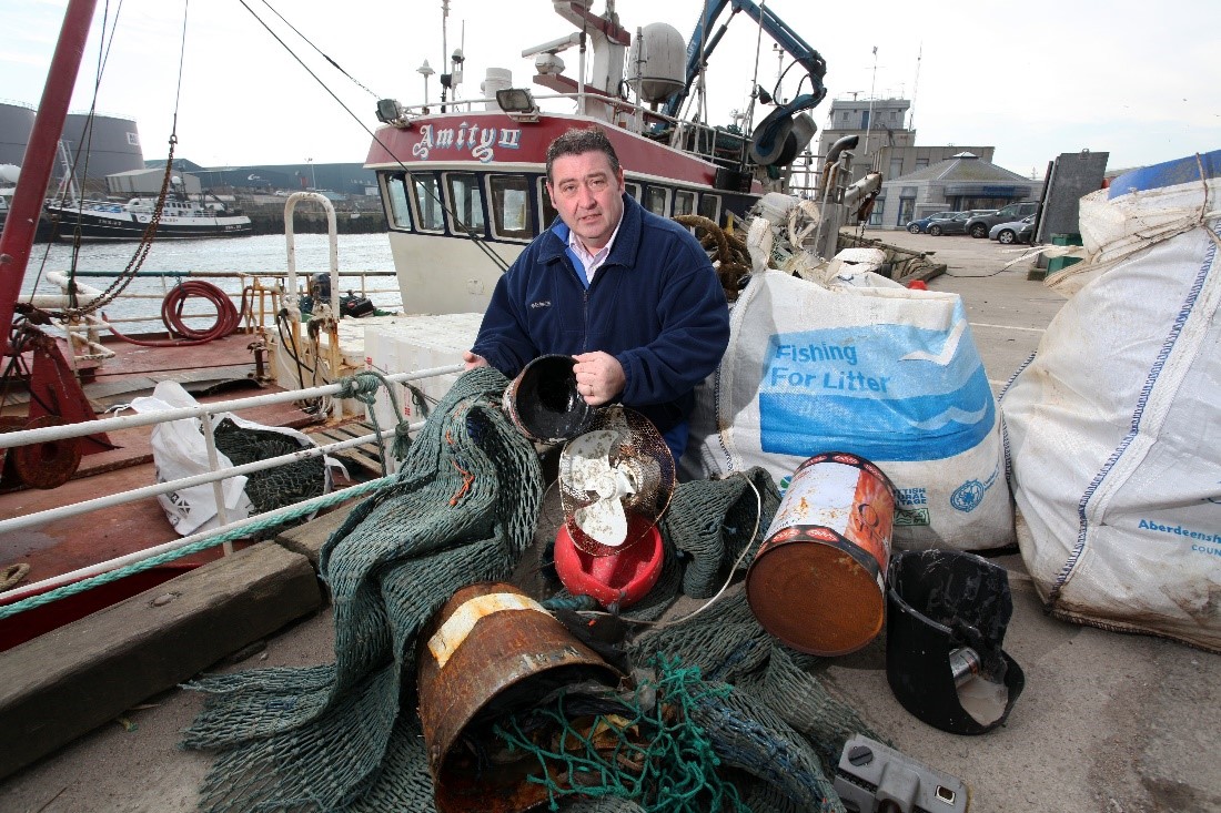 Fishing for litter, Lerwick, Shetlands (KIMO International, 2019)