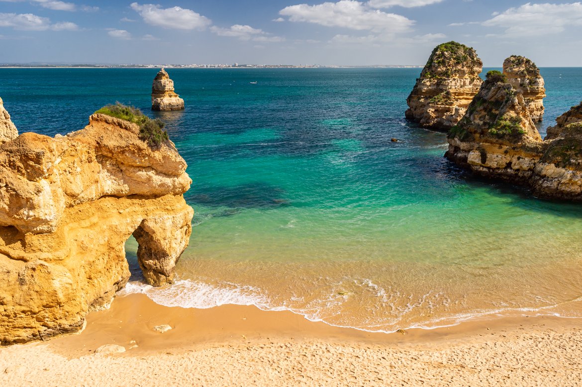 The most important pressures in Region IV originate from fishing, shipping, tourism and recreation, land-based industry, and agriculture © Shutterstock