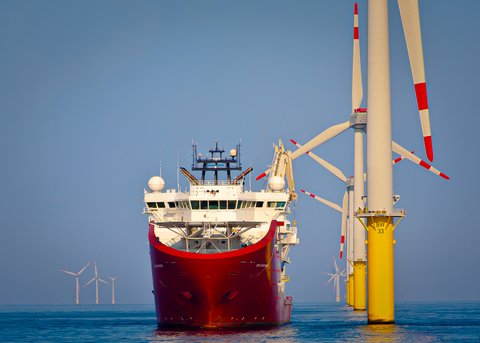 Underwater noise is generated by offshore energy production activities. © Shutterstock